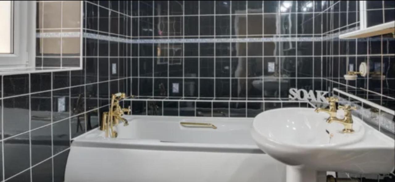 Anchor Point Apartment Seahouses Ngoại thất bức ảnh